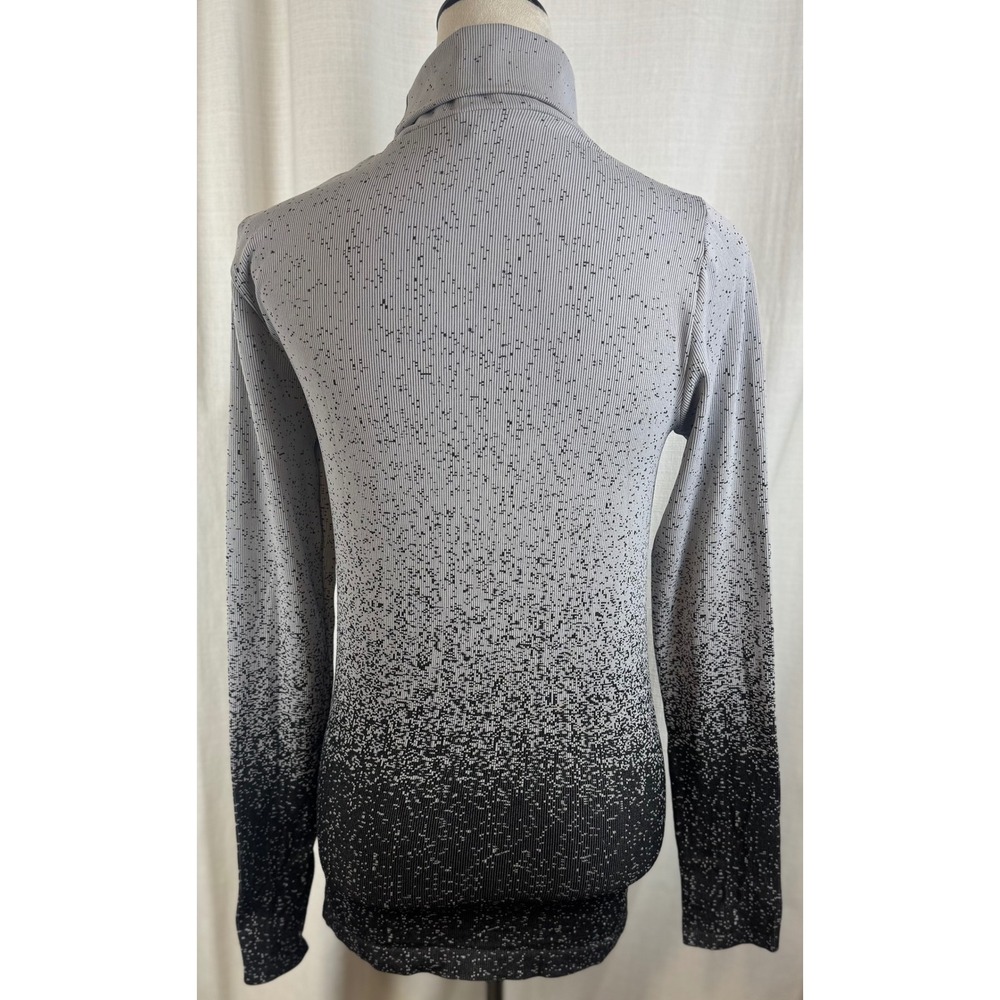 Athleta‎ Turtleneck Top Medium Grey Black Ombre Ribbed Long Sleeve S/631825-00 - Picture 5 of 9
